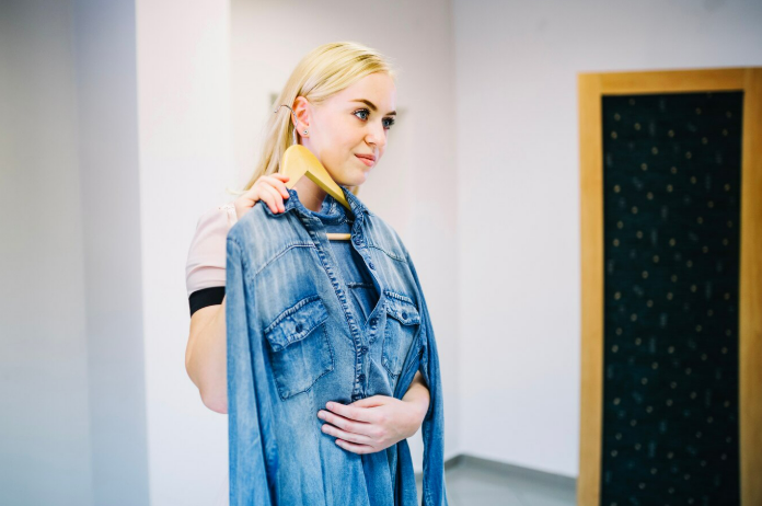 Ce înseamnă regular fit și de ce e atât de iubit în garderoba ta?