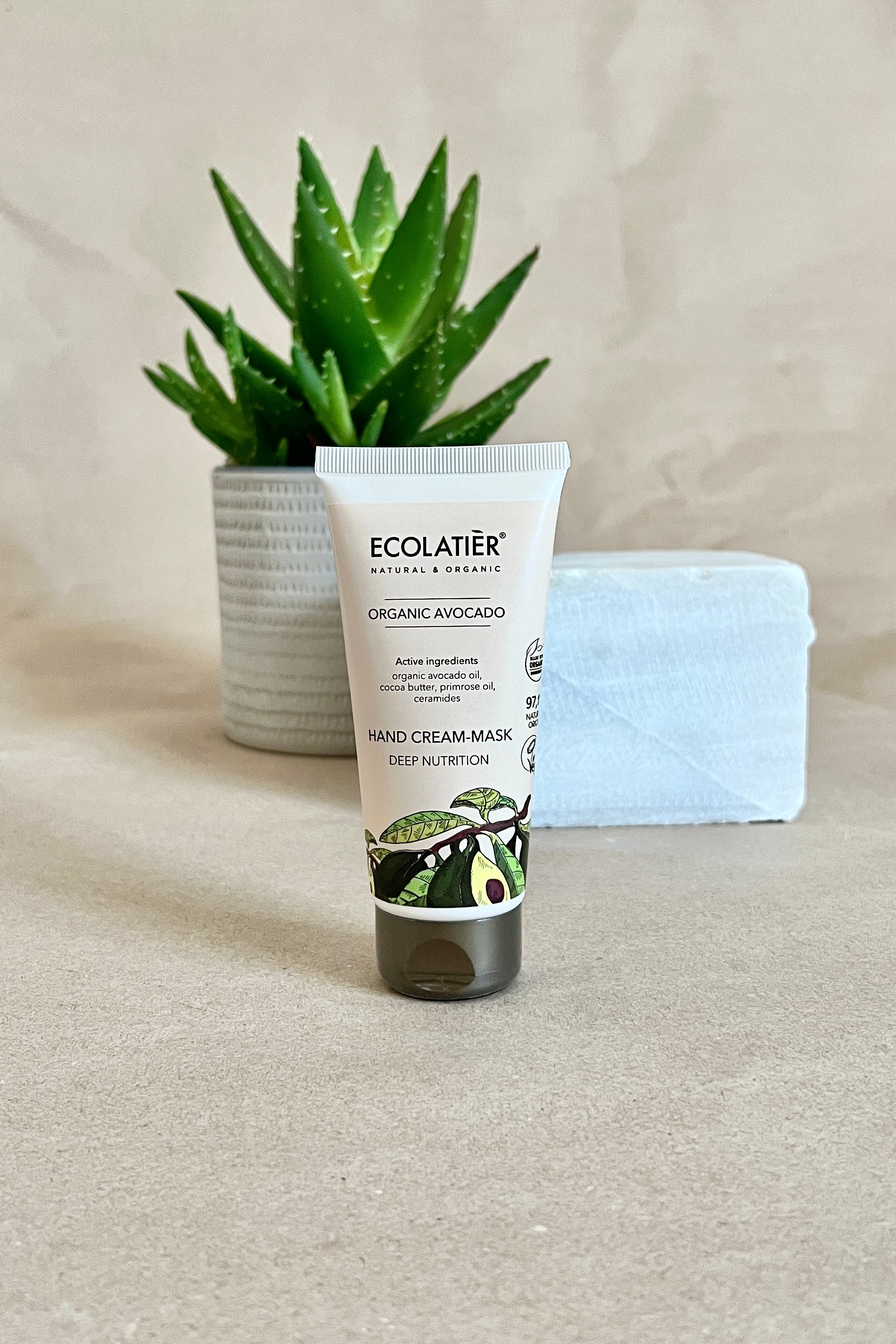 Cremă-mască de mâini cu ulei de avocado