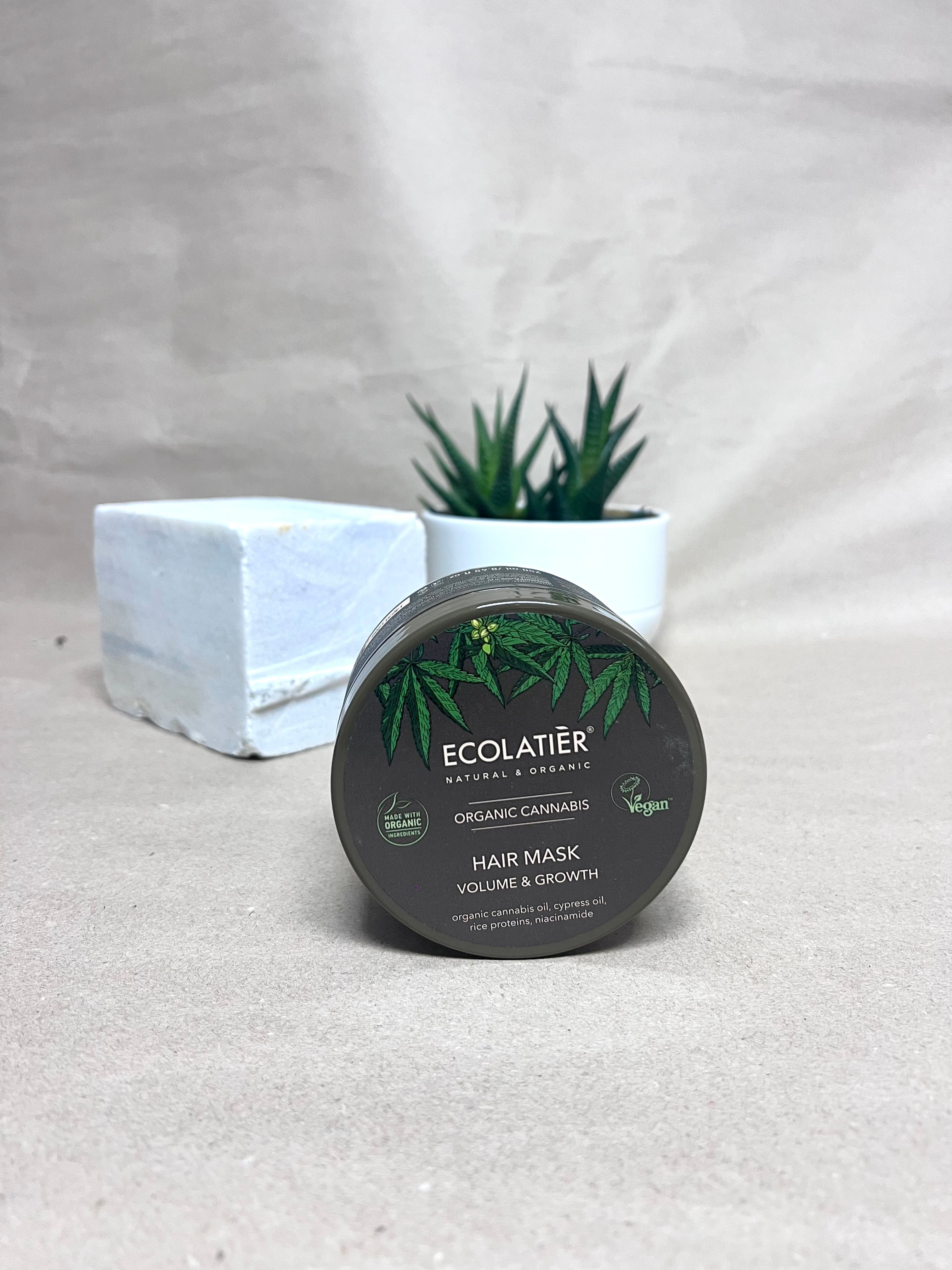 Mască De Păr Cu Cânepă