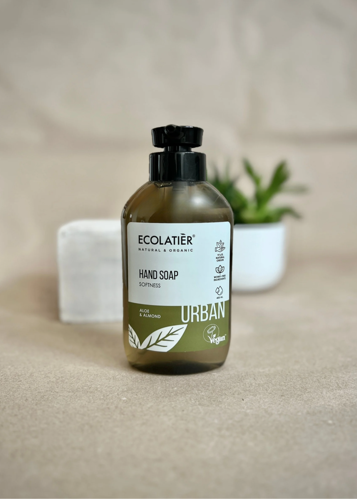 Săpun cu aloe vera și migdale