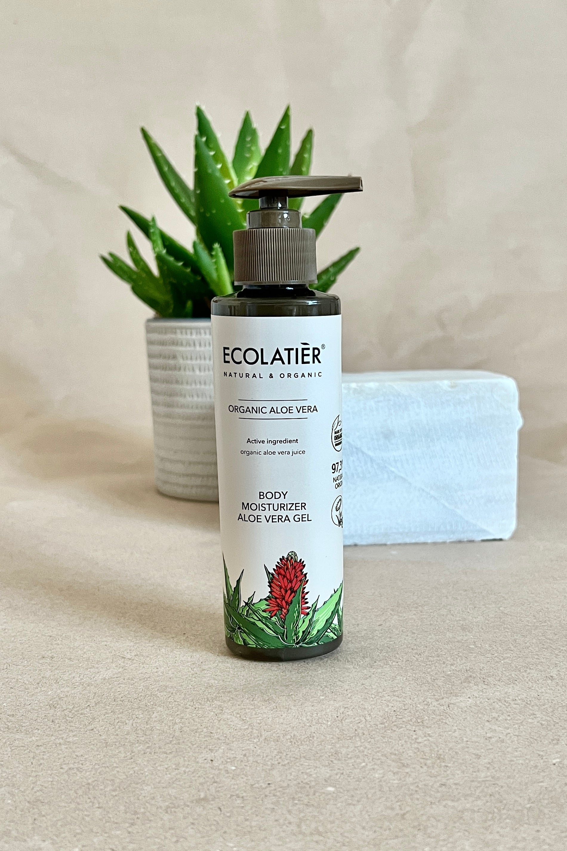 Cremă-gel cu aloe vera