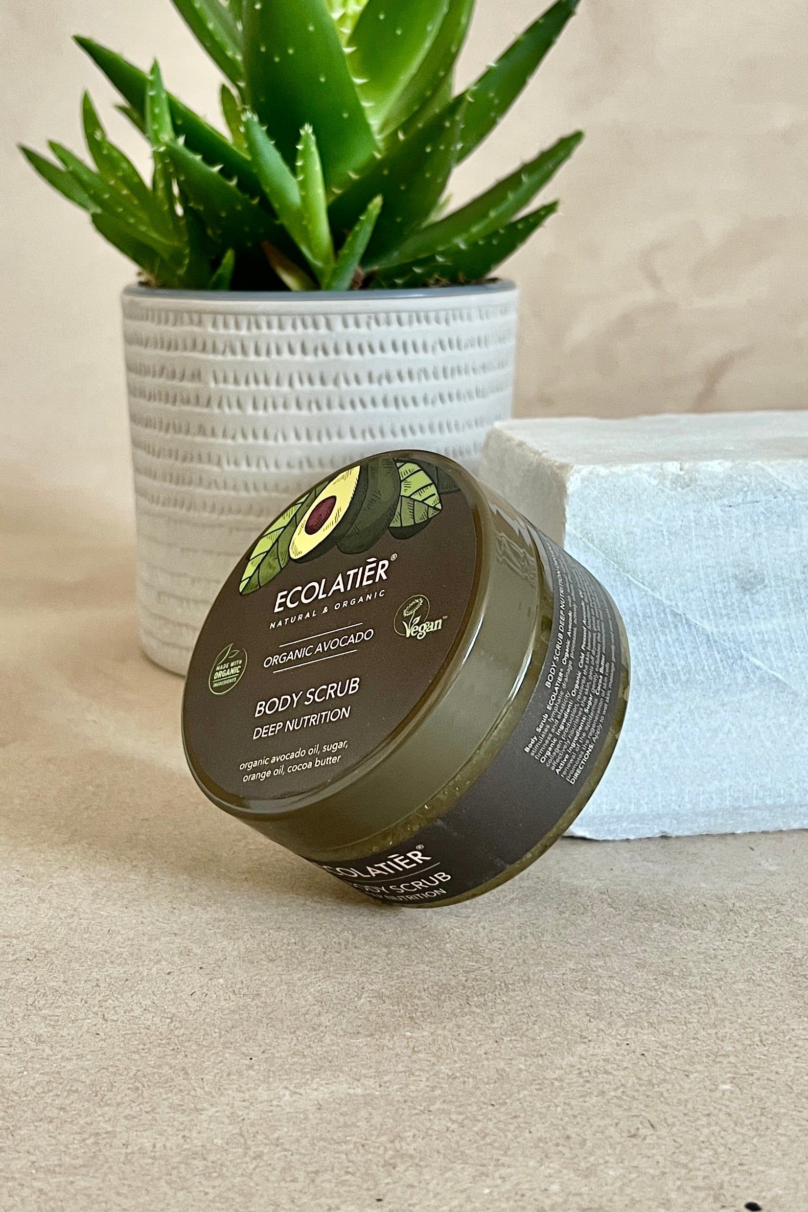 Exfoliant (scrub) corp cu ulei de avocado