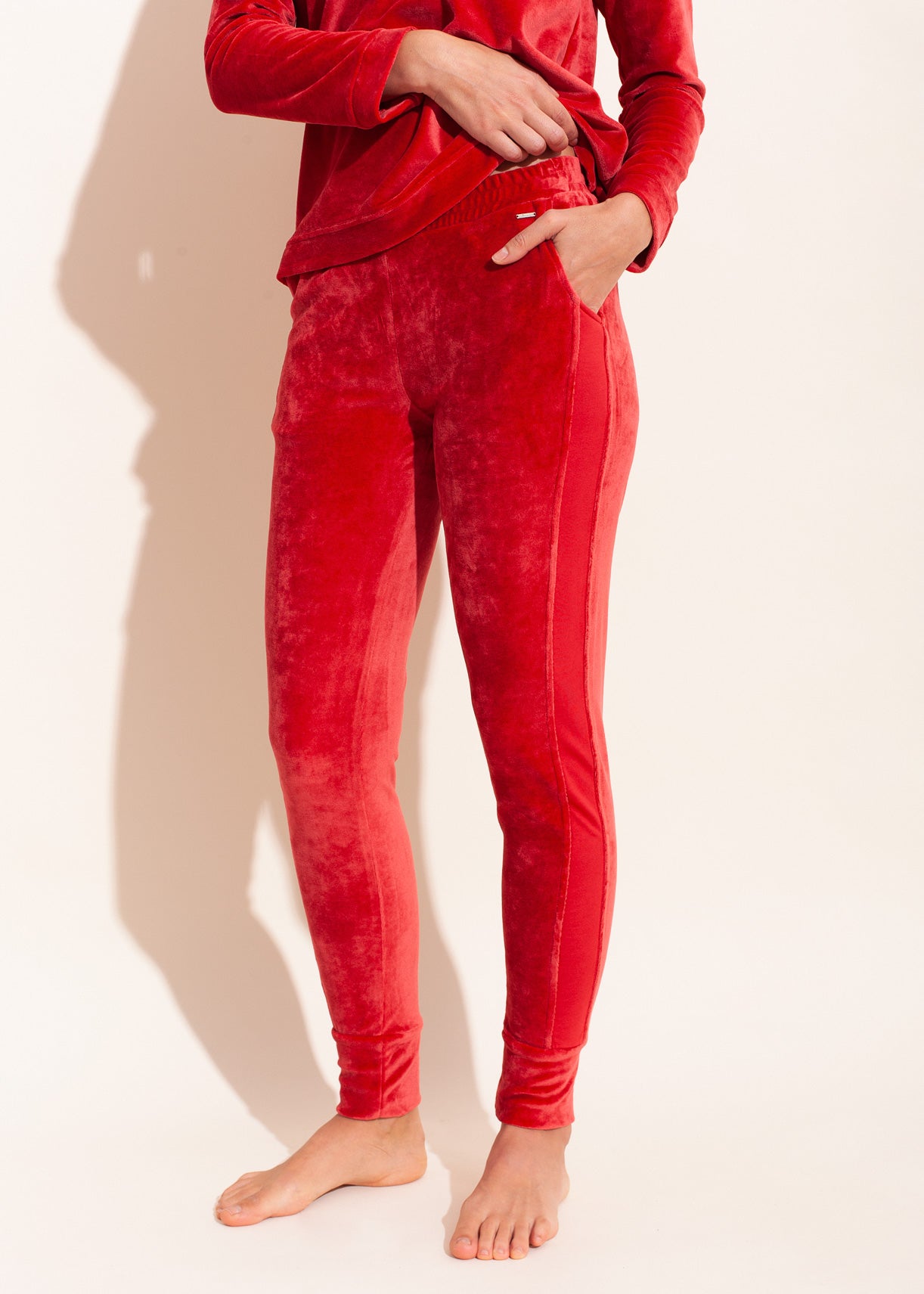 Pantaloni Damă Velvet Roșu